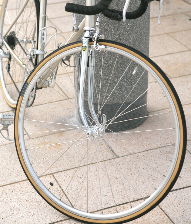 カラミータに合うタイヤ「グランボア コルデマドレーヌ」の画像